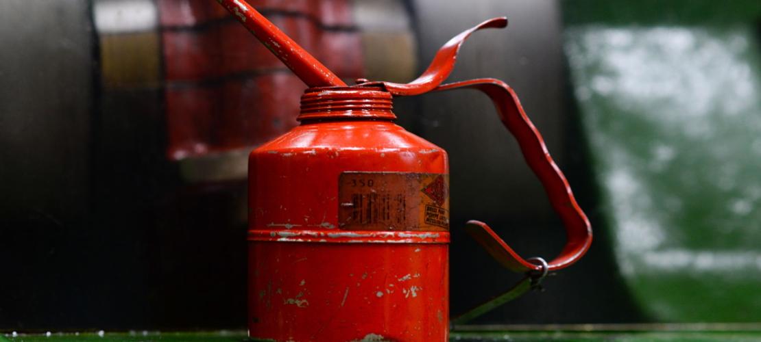 Öljynvaihto ei ole turhaa tai rahastusta, vaan sen avulla voit huolehtia autosi kunnosta.