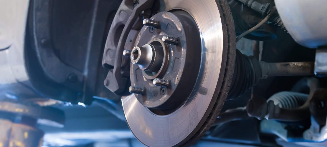 Mitä kaikkea jarruihin kuuluu, miten niistä pidetään huolta ja kuinka usein jarruhuolto on ajankohtainen?